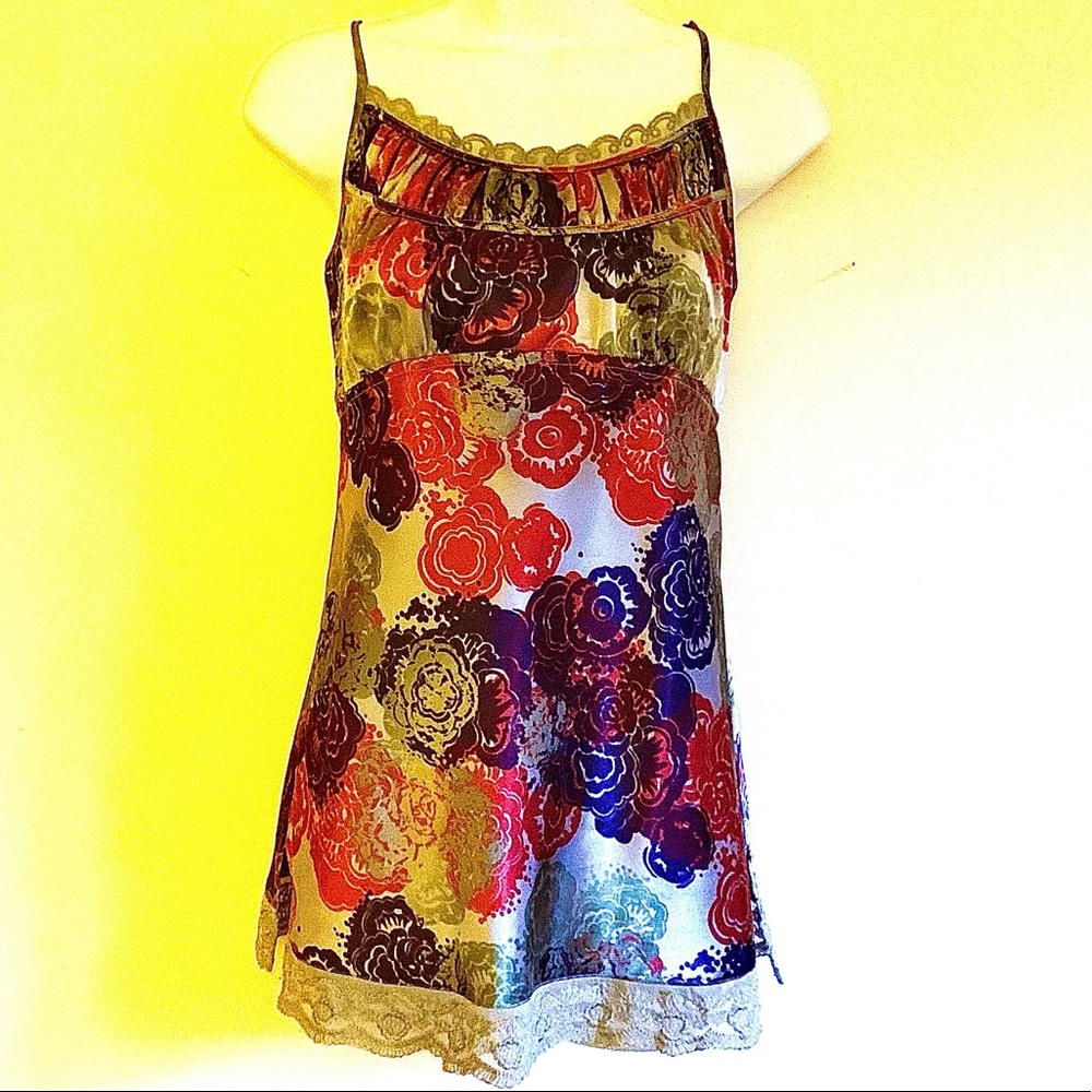 Like new DKNY Floral Tunic Top